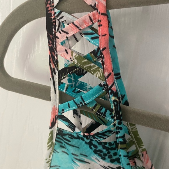 H&M Relaxed Sleeveless Blue and Pink Tank Top - Picture 3 of 5